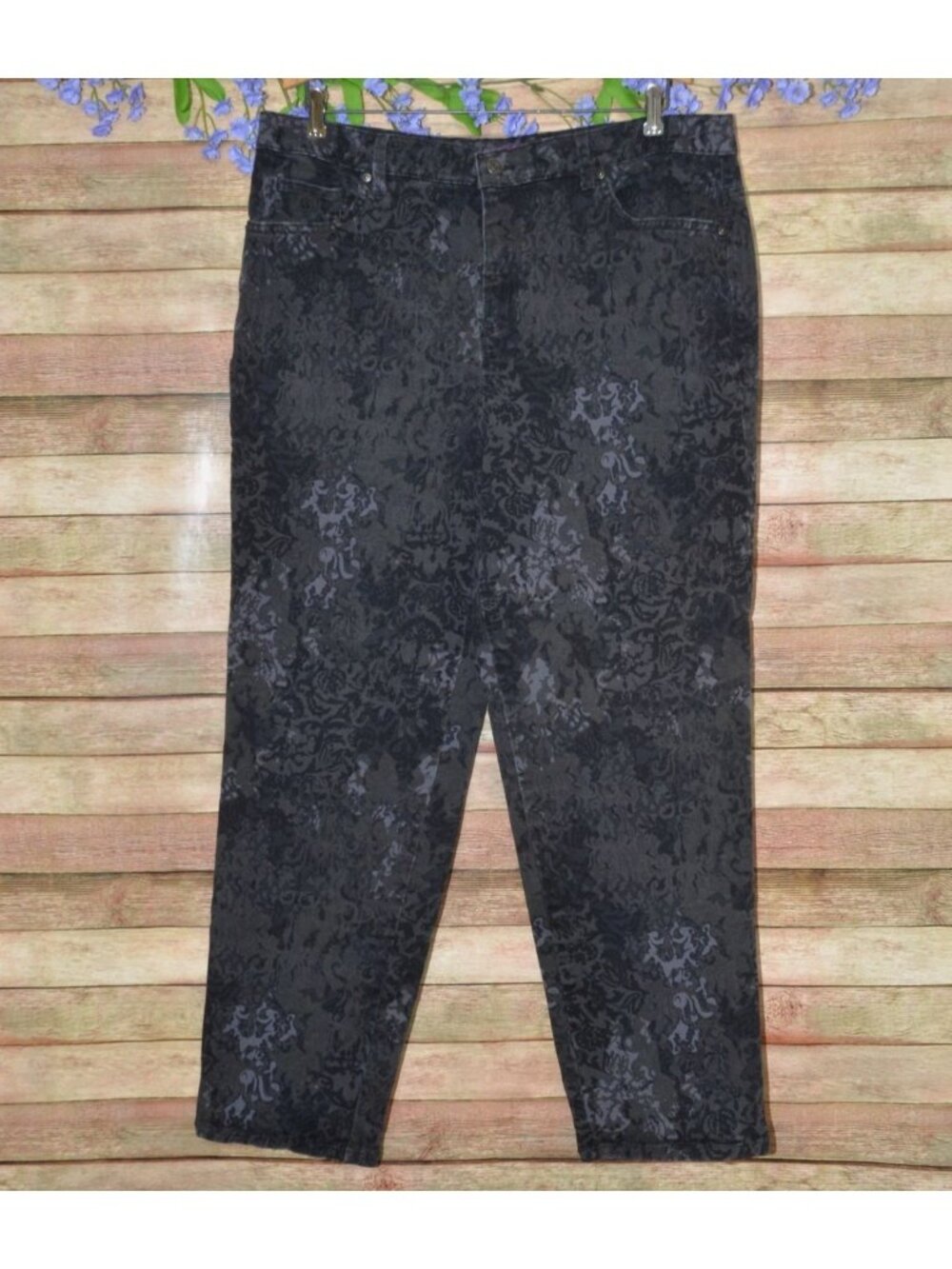 Gloria Vanderbilt Amanda Women's Swan Series Tapered Black Stencils Jeans 16W